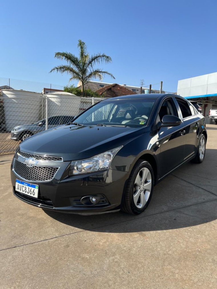 Chevrolet Cruze LT 1.4 16V Turbo Flex 4p Aut. na cor Preto em Apucarana / PR - 859194