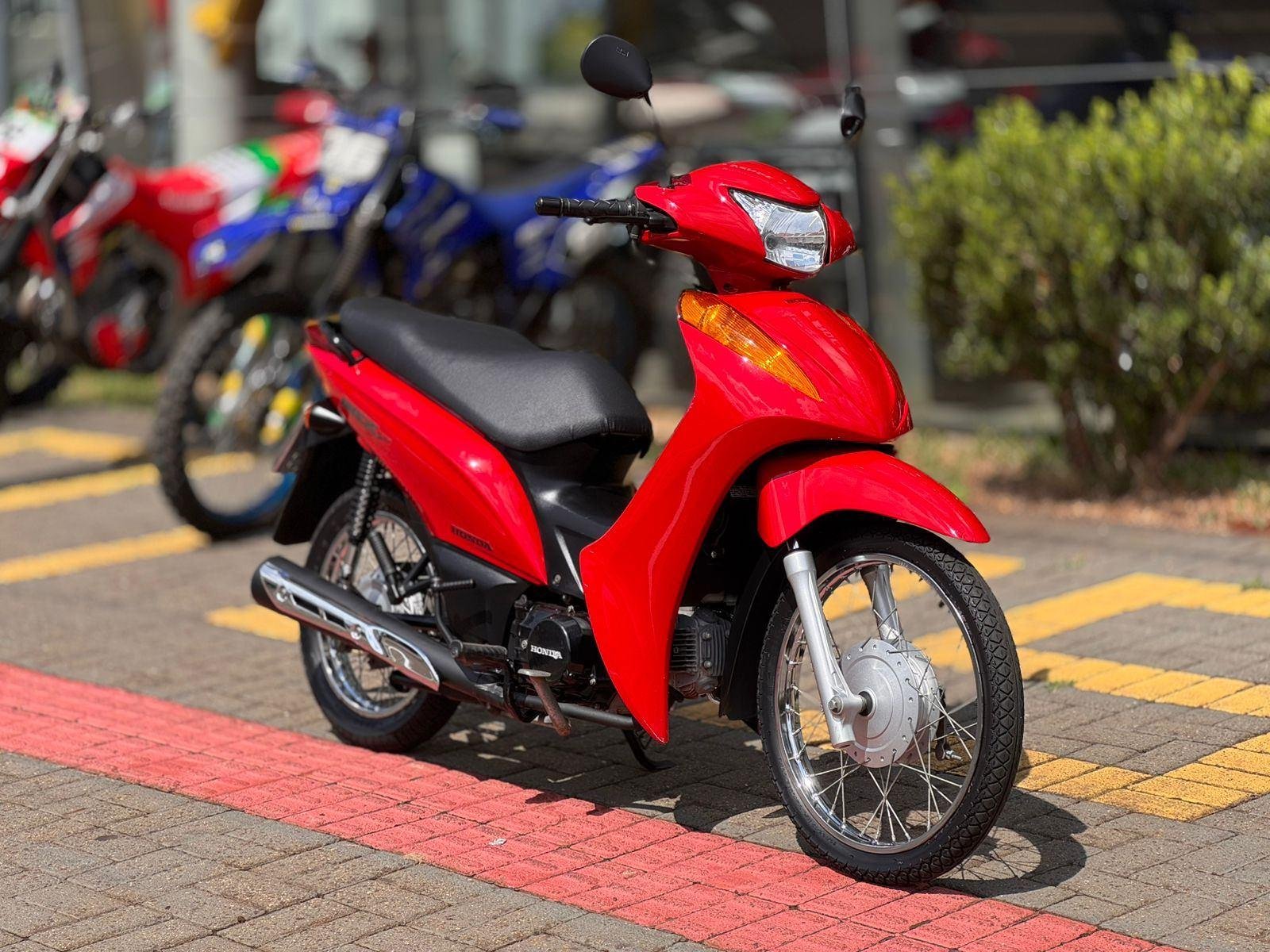 Honda C 100 BIZ-ES  na cor Vermelho em Xanxerê / SC - 859857