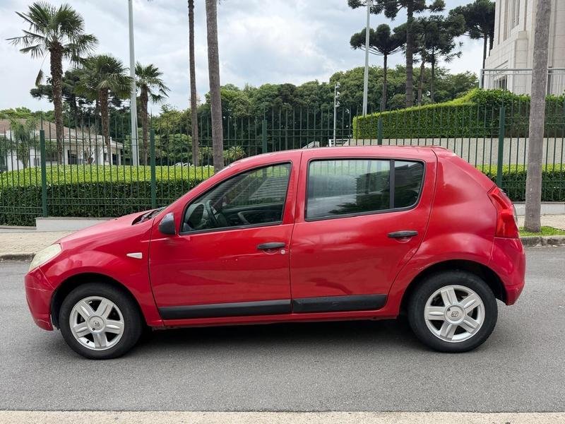 Renault Sandero Expression Hi-Flex 1.6 8V 5p na cor Vermelho em Curitiba / PR - 860257