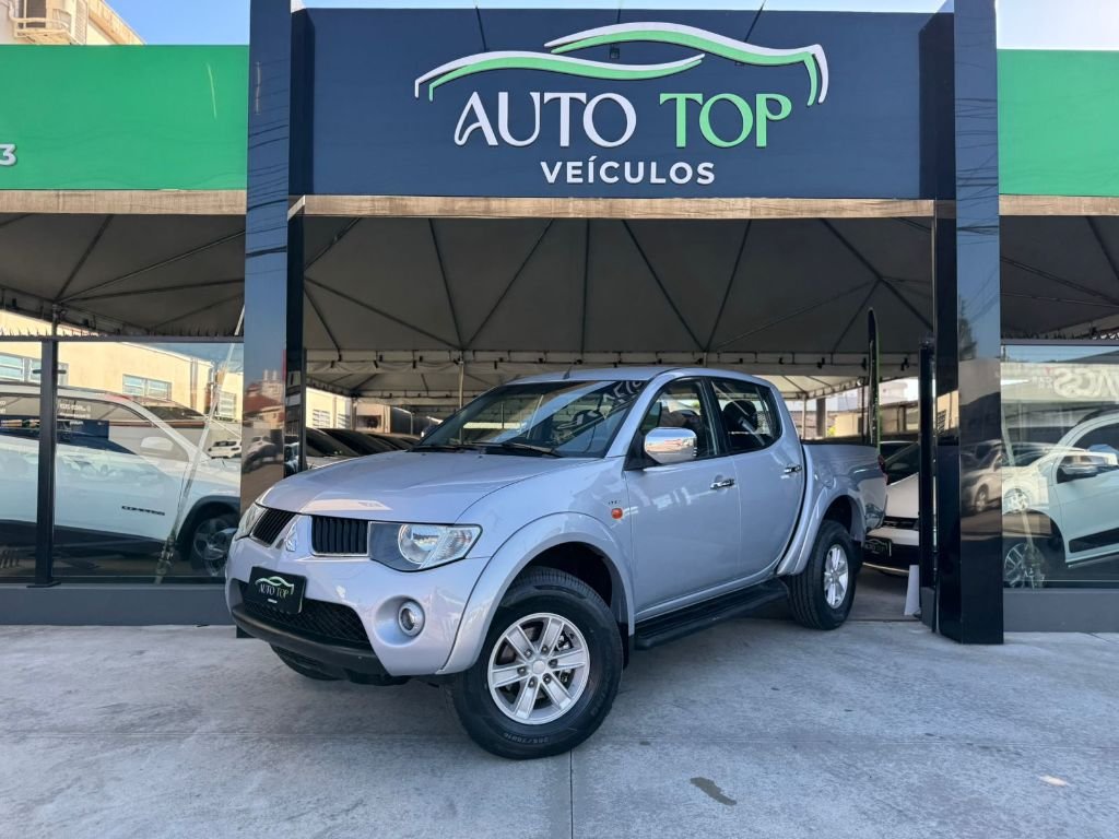 Mitsubishi L200 Triton HPE 3.2 CD TB Int.Diesel Aut na cor Prata em Palhoça / SC - 860660
