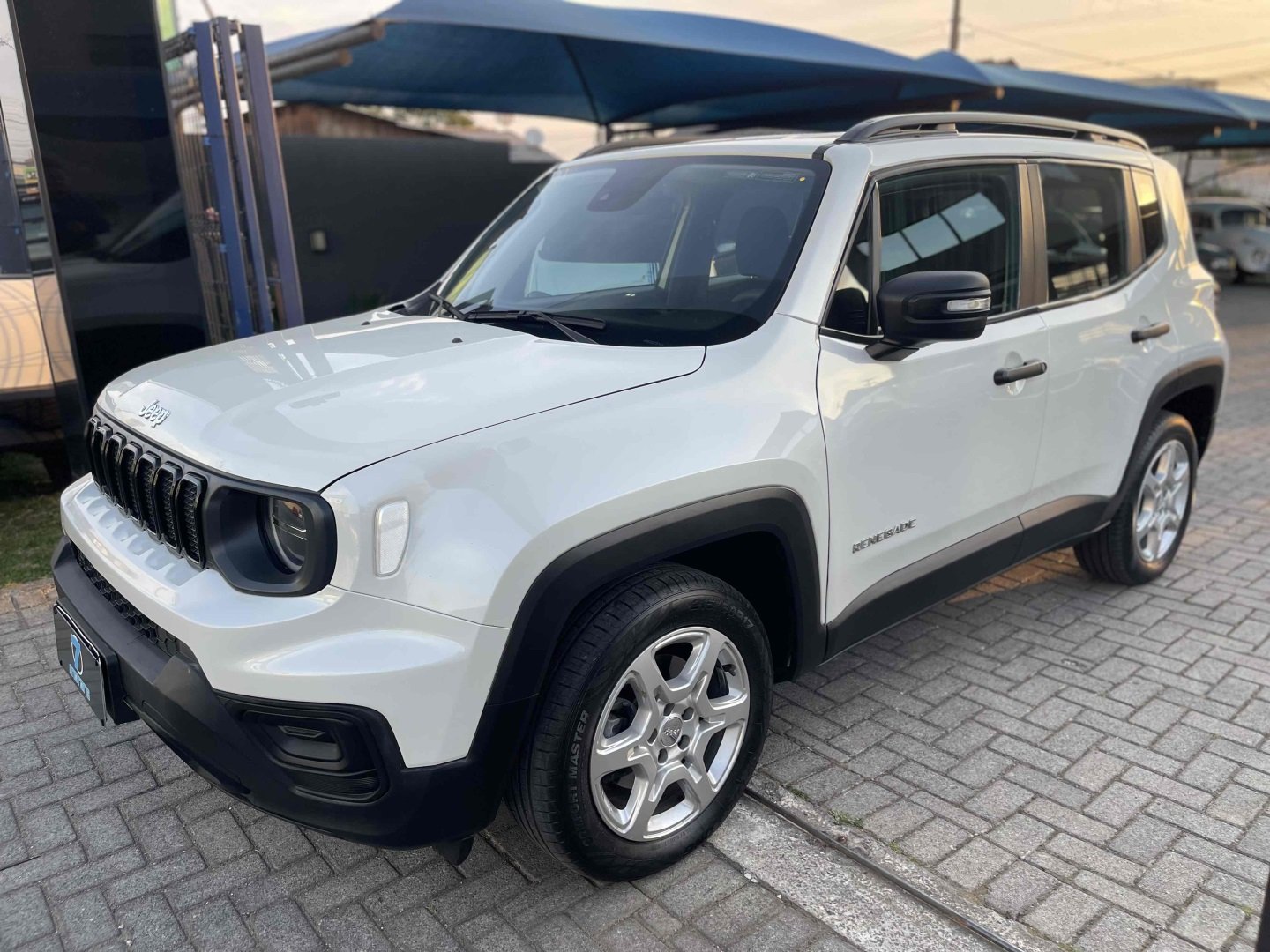 Jeep Renegade Sport T270 1.3 TB 4x2 Flex Aut. na cor Branco em Colombo / PR - 860677