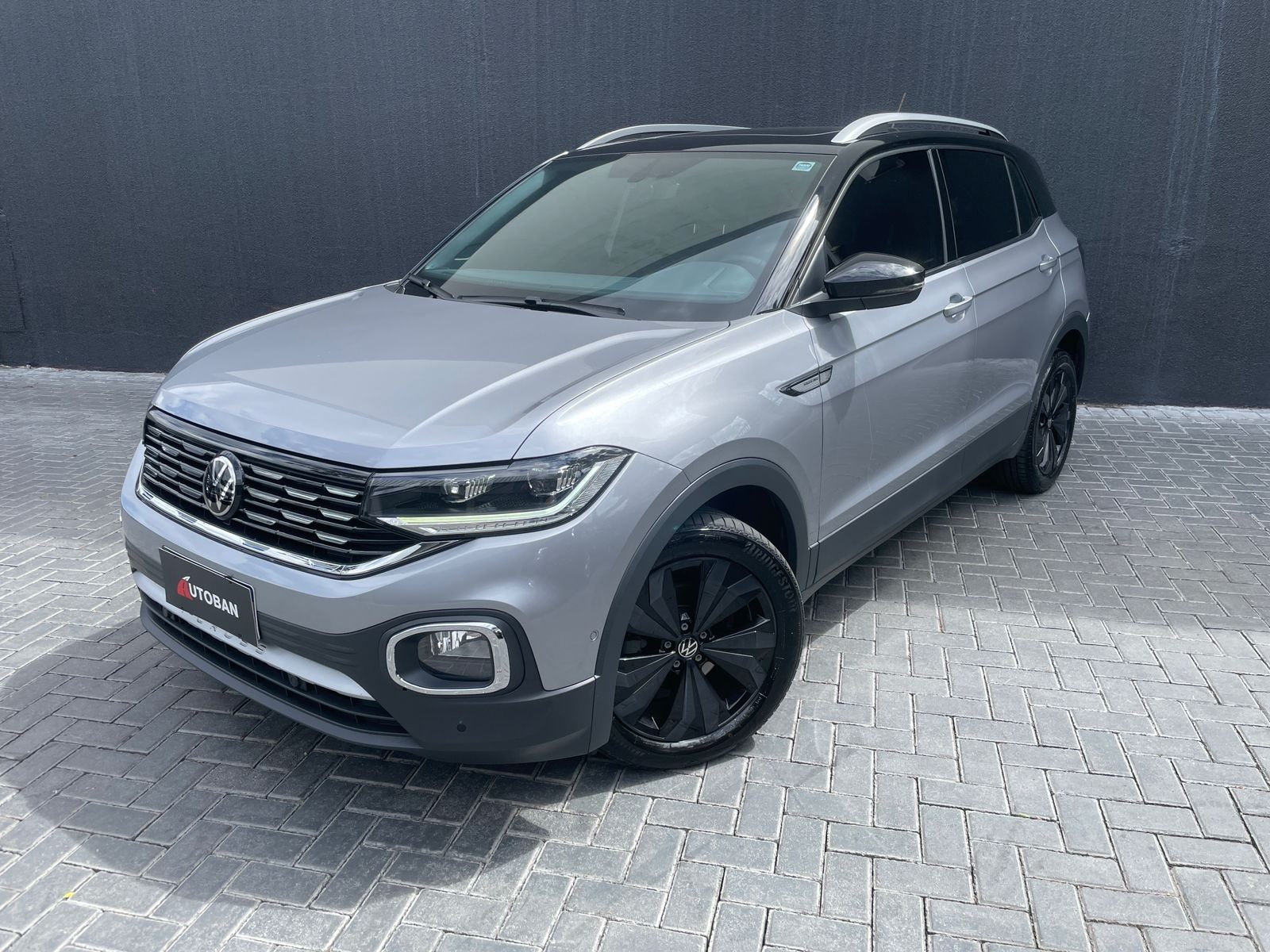 Volkswagen T-Cross Hig. 250 TSI 1.4 Flex 16V 5p Aut na cor Prata em Curitiba / PR - 861422