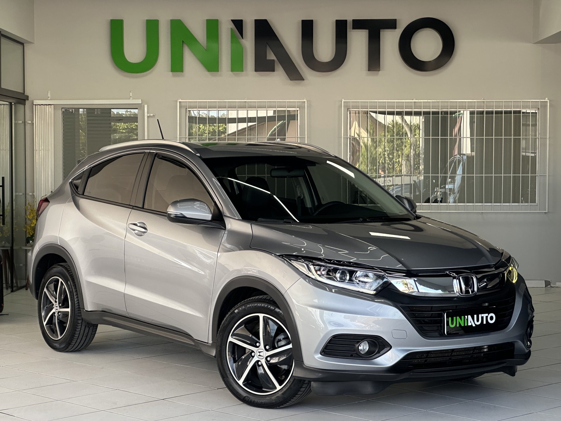Honda HR-V EXL 1.8 Flexone 16V 5p Aut. na cor Prata em Joinville / SC - 862124
