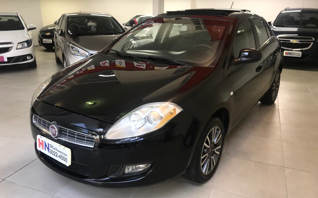 Fiat Bravo ESSENCE 1.8 Flex 16V 5p na cor Preto em Curitiba / PR - 862949