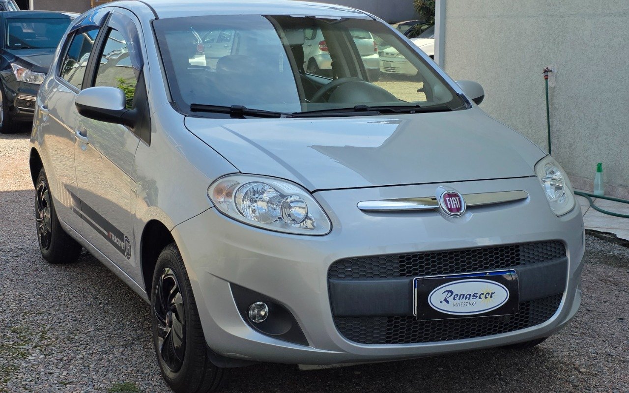Fiat Palio ATTRACTIVE 1.0 EVO Fire Flex 8v 5p na cor Prata em Curitiba / PR - 862964