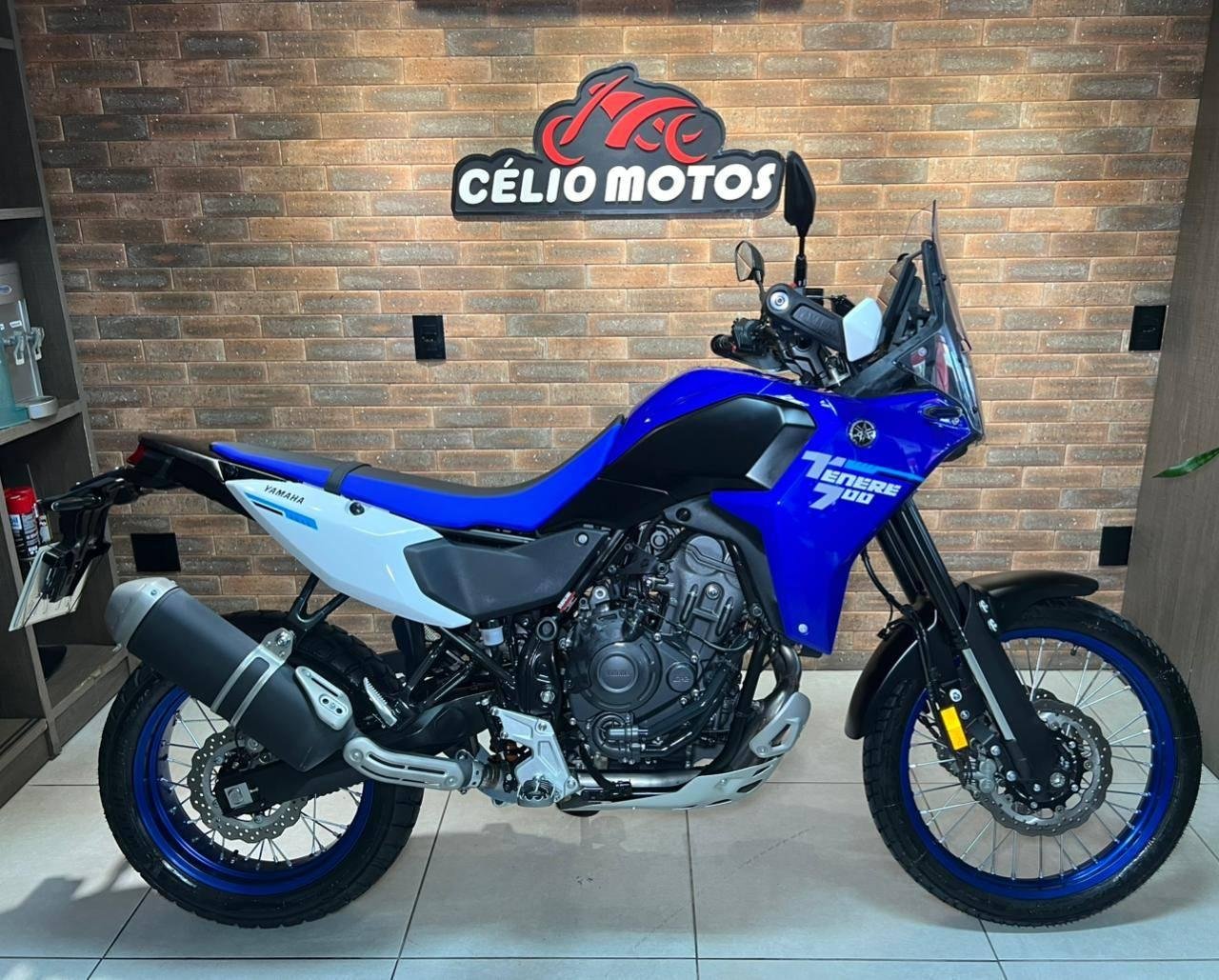 YAMAHA XTZ 700 TÉNÉRÉ  na cor Azul em Palhoça / SC - 863245
