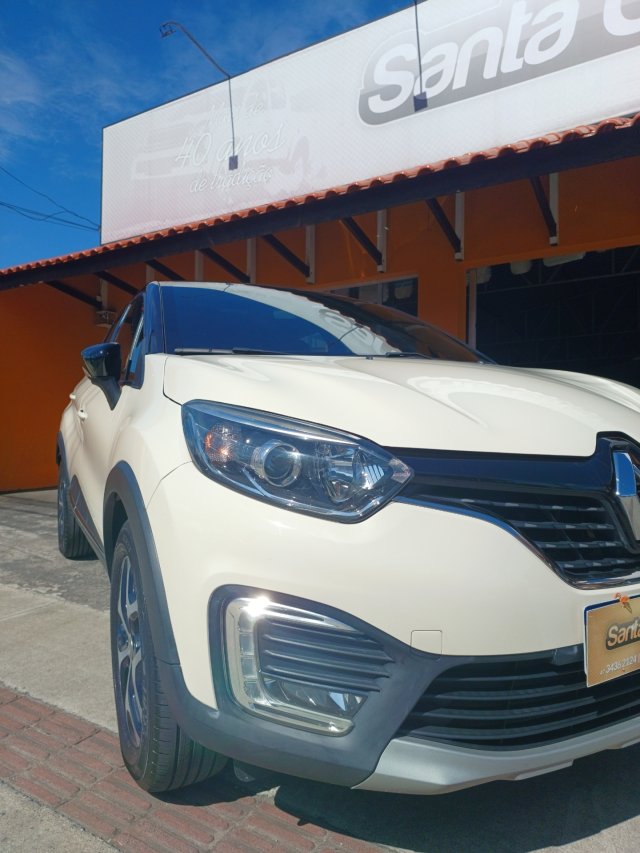 Renault Captur Intense 1.6 16V Flex 5p Aut. na cor Bege em Joinville / SC - 864234