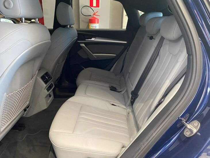 Audi A5 Sportb. S-Line 2.0 TFSI S-tronic na cor Azul em Londrina / PR - 864246