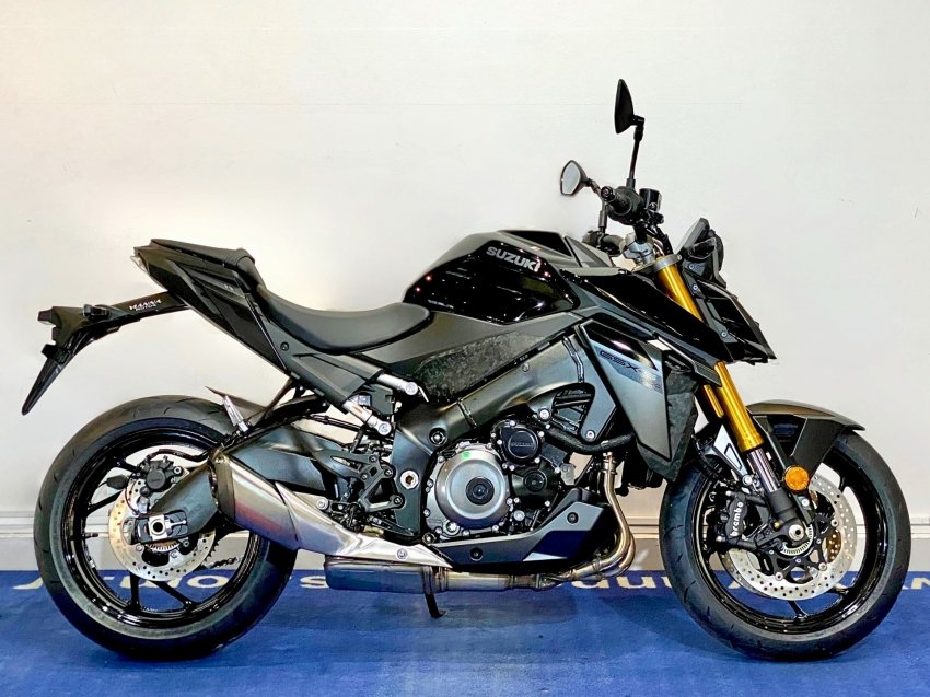 Suzuki GSX-S 1000  na cor Preto em Curitiba / PR - 865256