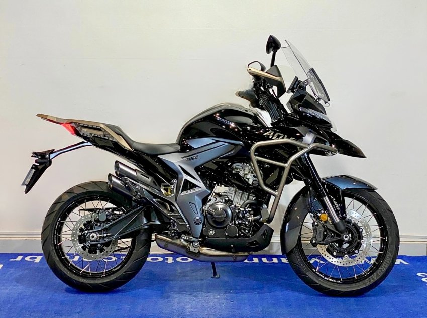 ZONTES T 350 X  na cor Preto em Curitiba / PR - 865265