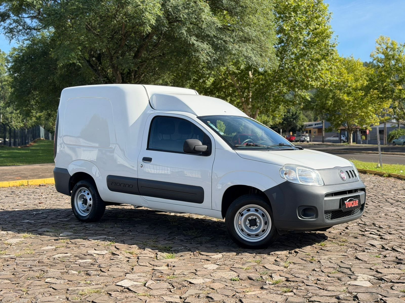 Fiat Fiorino Furgão EVO 1.4 Flex 8V 2p na cor Branco no Dois Irmãos / RS - 865438