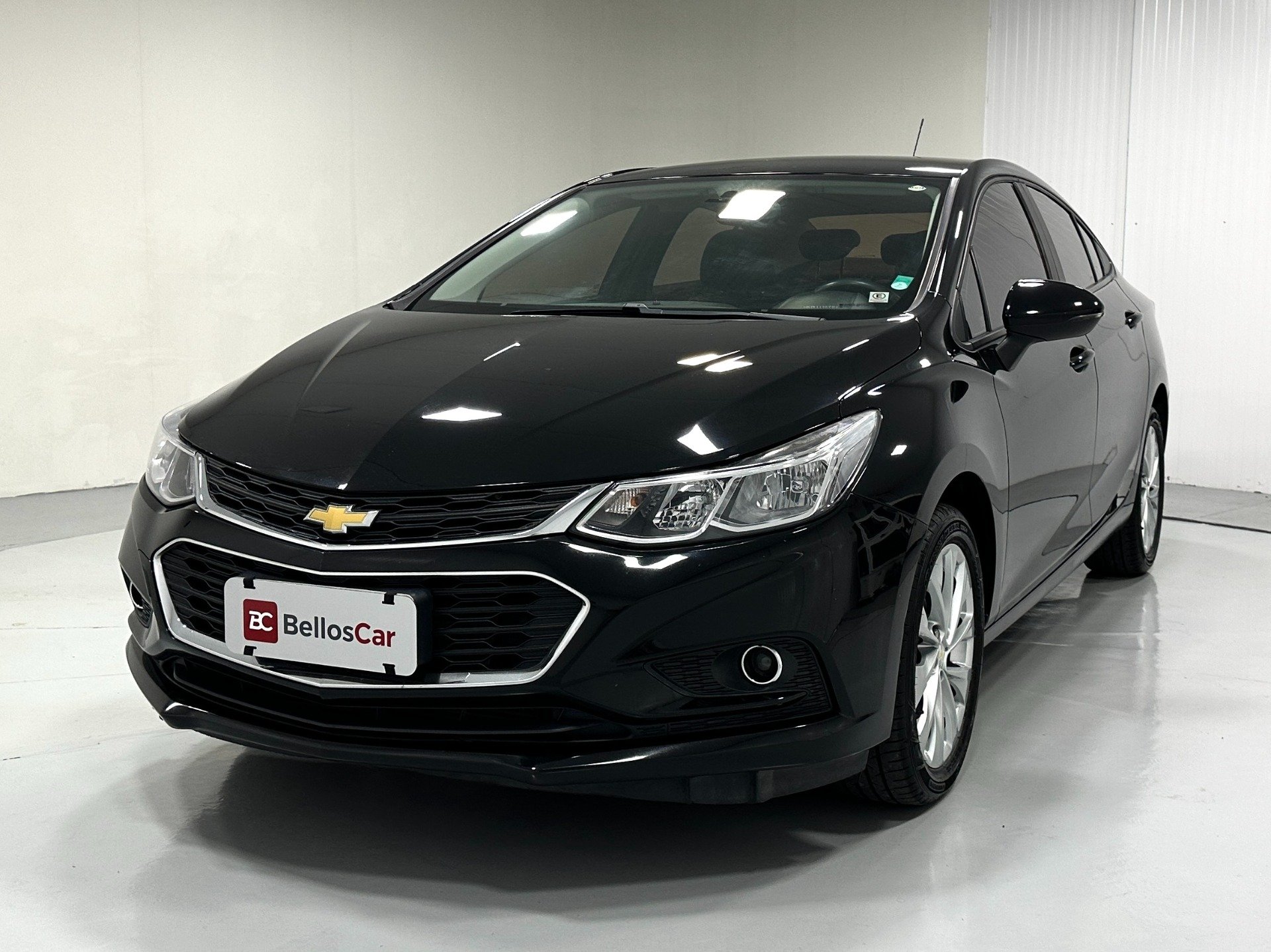 Chevrolet Cruze LT 1.4 16V Turbo Flex 4p Aut. na cor Preto em Curitiba / PR - 865559