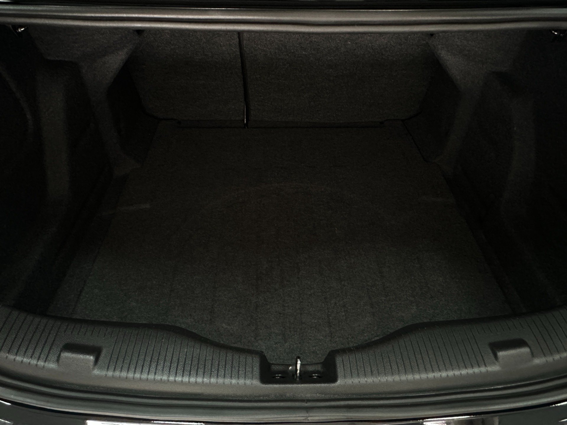 Chevrolet Cruze LT 1.4 16V Turbo Flex 4p Aut. na cor Preto em Curitiba / PR - 865559