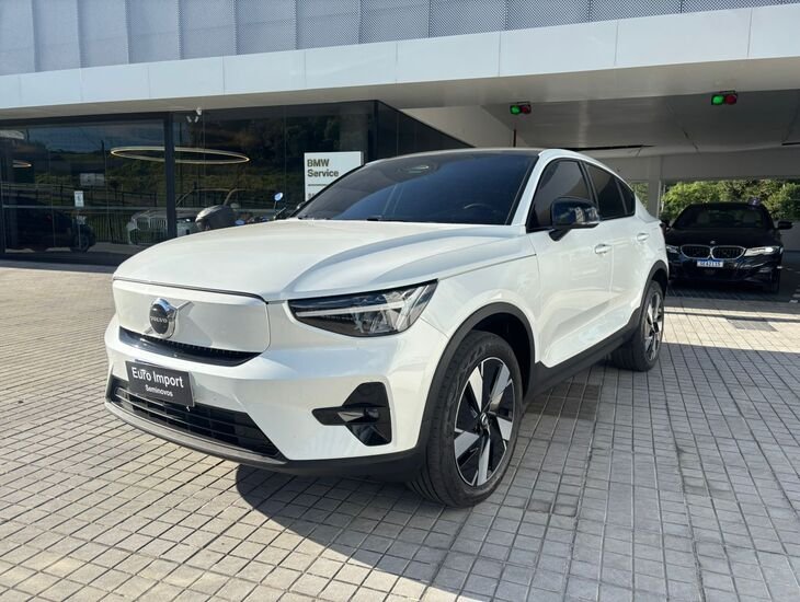 Volvo C40 Recharge Plus (Elétrico) na cor Branco em Londrina / PR - 865744