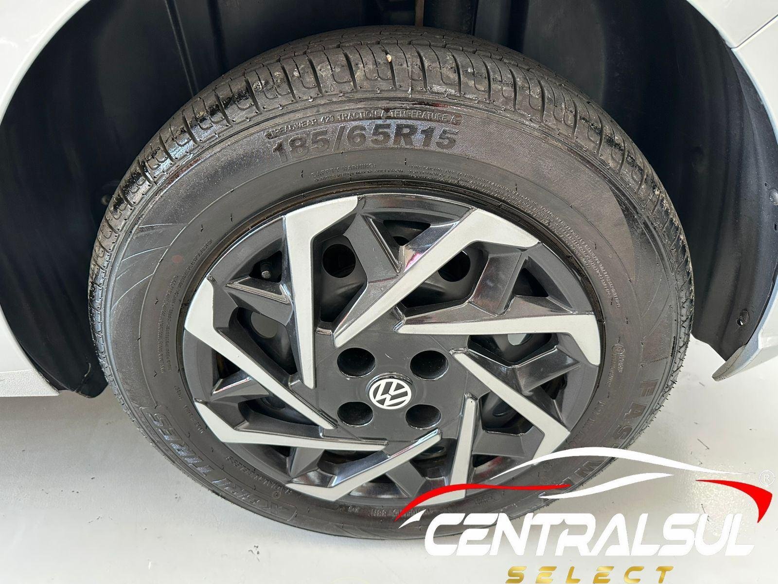 Volkswagen Polo Track 1.0 Flex 12V 5p na cor Prata em São Mateus do Sul / PR - 866056