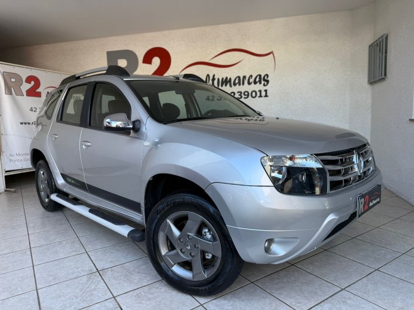 Renault Duster Dynamique 2.0 Hi-Flex 16V Mec. na cor Prata em Ponta Grossa / PR - 866305