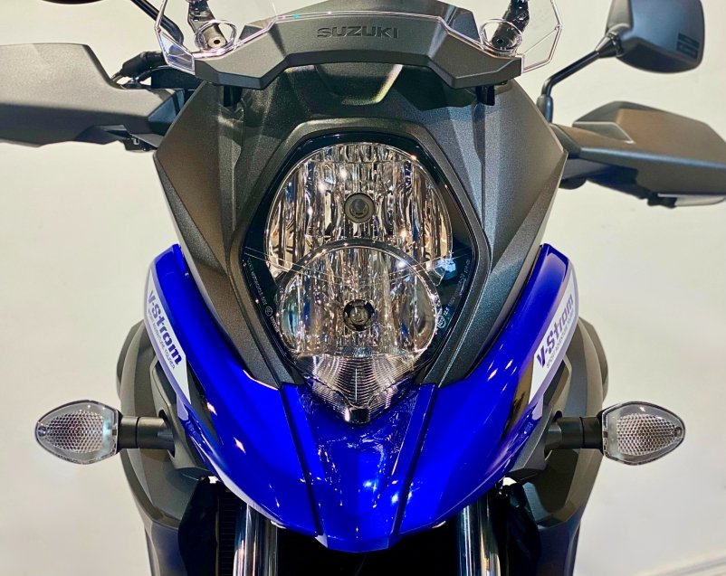 Suzuki DL 650 XT V-STROM  na cor Branco em Curitiba / PR - 866315