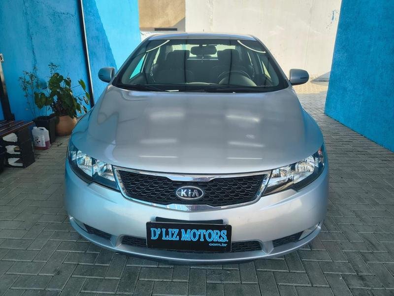Kia Cerato 1.6 16V Aut. na cor Prata em Curitiba / PR - 866409