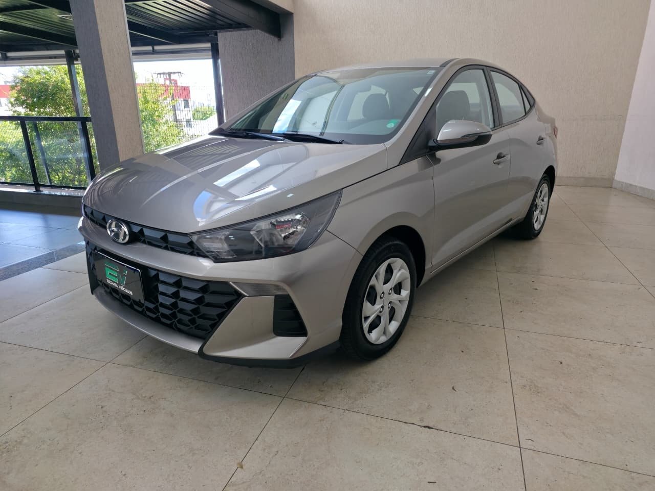 Hyundai HB20S Comfort Plus 1.0 Flex 12V Mec. na cor Prata em Ponta Grossa / PR - 866492