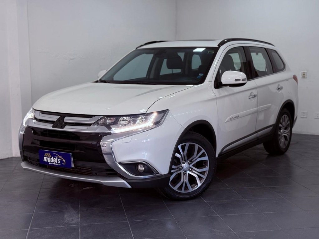 Mitsubishi OUTLANDER 2.0 16V 160cv Aut. na cor Branco em Curitiba / PR - 866623