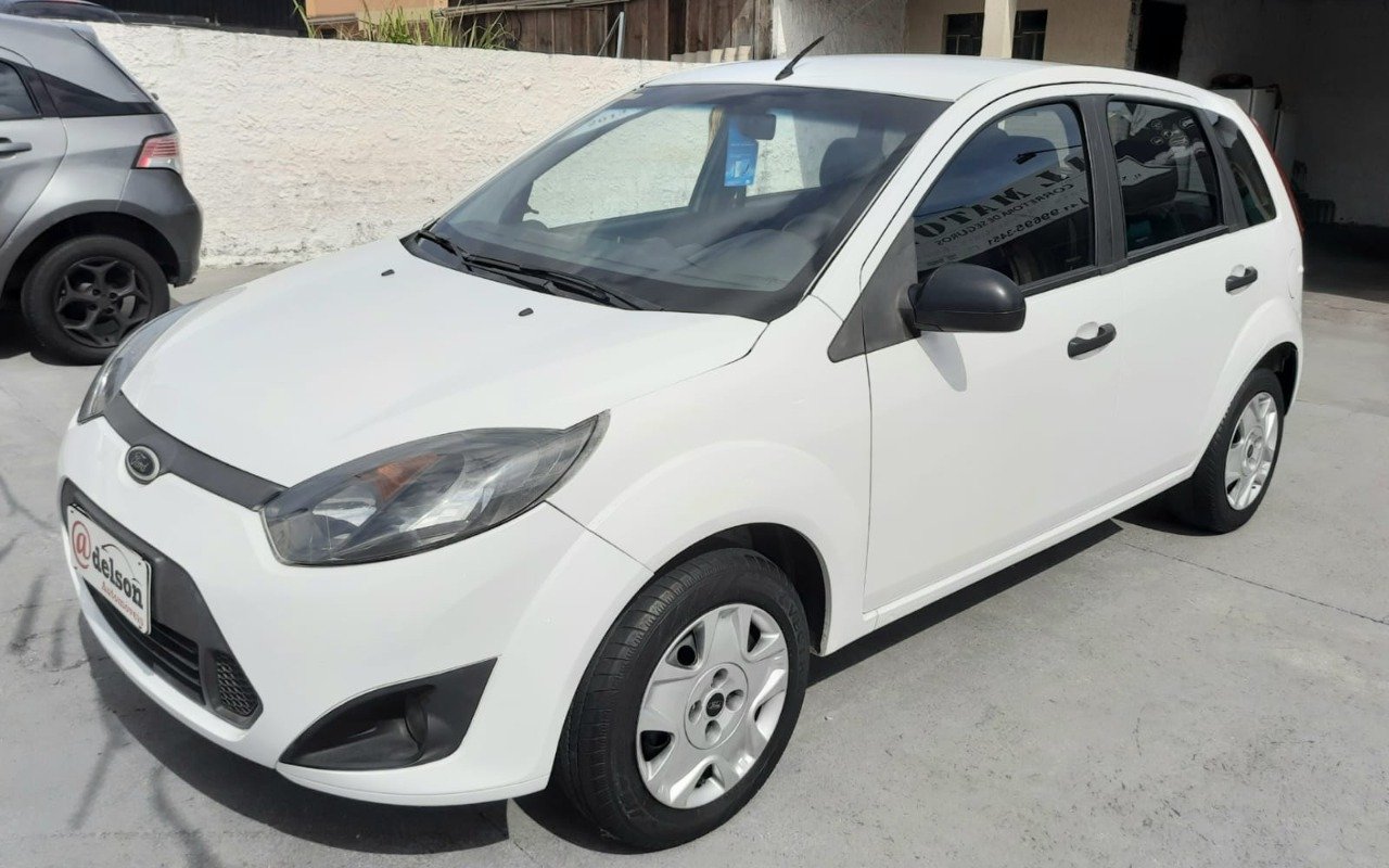 Ford Fiesta 1.0 8V Flex/Class 1.0 8V Flex 5p na cor Branco em Araucária / PR - 868625