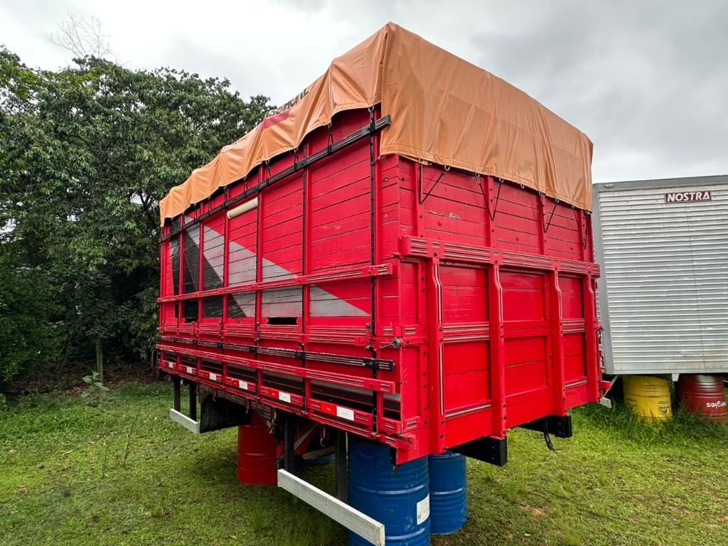 Ford F-4000 4x2 2p (diesel)(E5) na cor Vermelho em Palhoça / SC - 868818