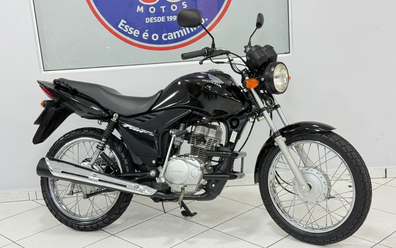 Honda CG 125 FAN / FAN KS / 125 i FAN  na cor Preto em Araucária / PR - 868939