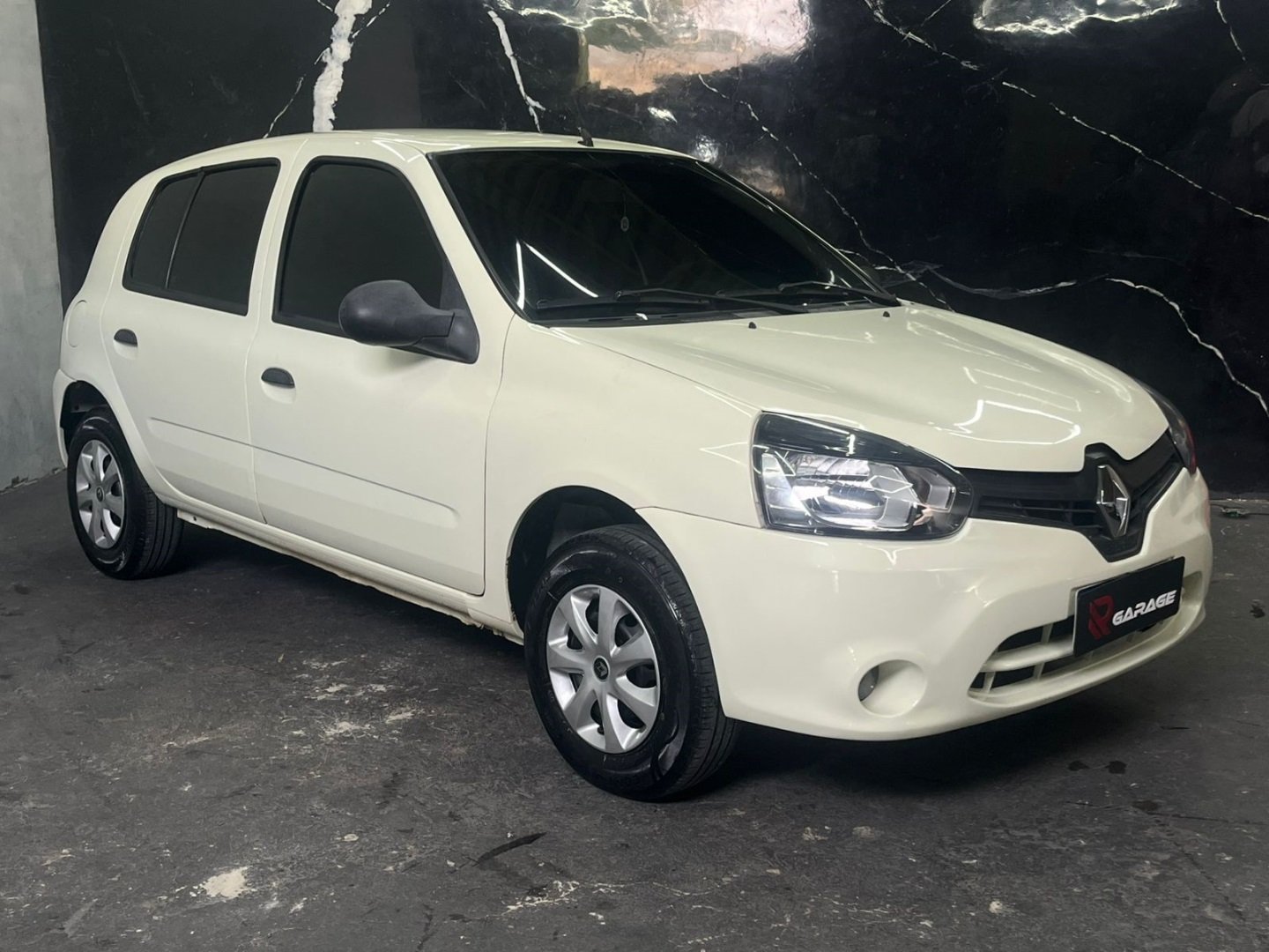 Renault Clio Expression 1.0/1.0 Hi-Power 16V 3p na cor Branco em Curitiba / PR - 869184