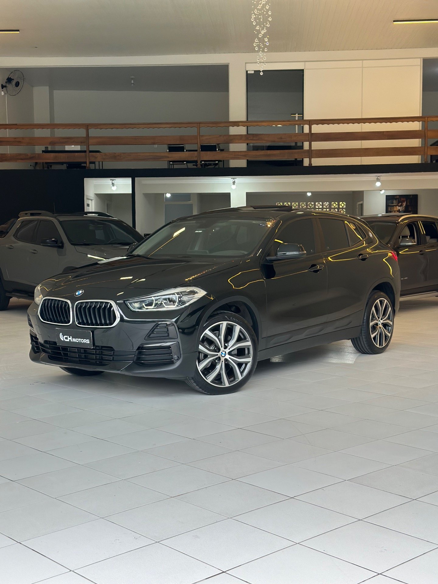 BMW X2 SDRIVE 20i 2.0/2.0 TB A. Flex 16V Aut na cor Preto em Curitiba / PR - 870295