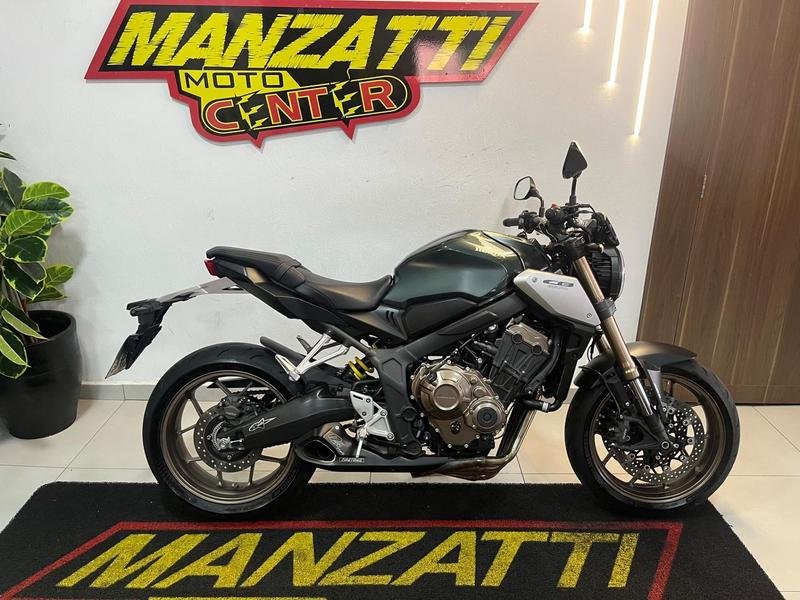 Honda CB 650R  na cor Verde em Campo Largo / PR - 870361