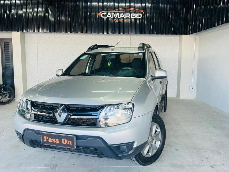 Renault Duster 1.6 Hi-Flex 16V Mec. na cor Prata em São José dos Pinhais / PR - 870799