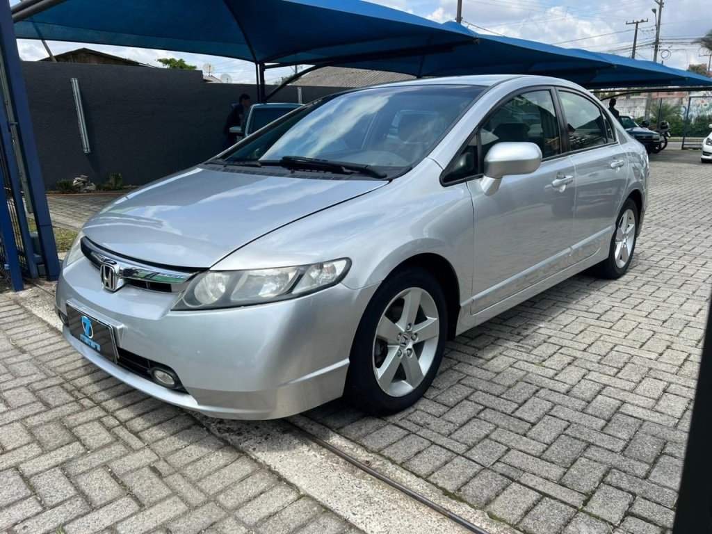 Honda Civic Sedan LXS 1.8/1.8 Flex 16V Mec. 4p na cor Prata em Colombo / PR - 873280