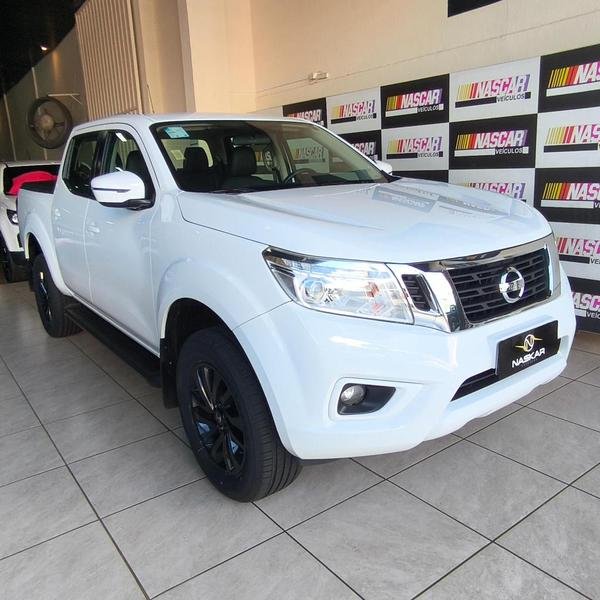 Nissan Frontier XE CD 4x4 2.3 Bi-TB Diesel Aut. na cor Branco em Londrina / PR - 873463