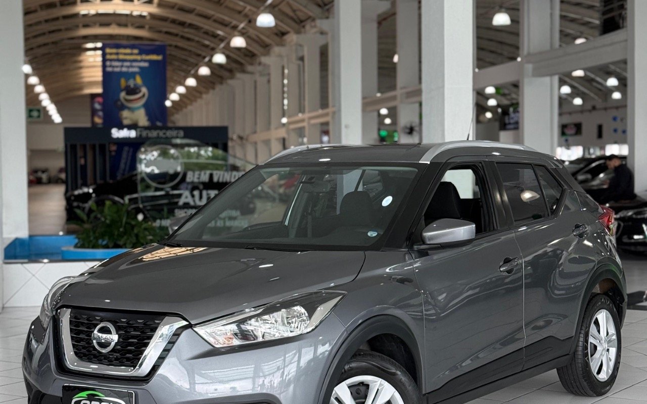 Nissan KICKS S Direct 1.6 16V Flex 5p Aut. na cor Cinza em Curitiba / PR - 873998
