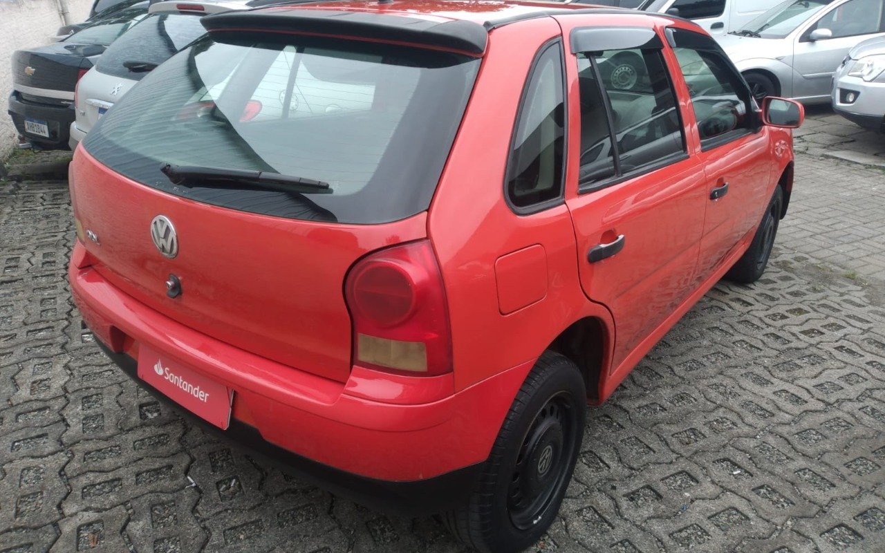 Volkswagen Gol City (Trend)/Titan 1.0 T. Flex 8V 4p na cor Vermelho em Curitiba / PR - 874818
