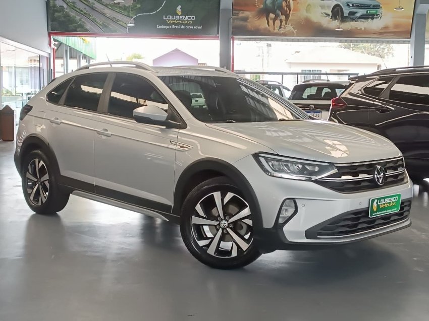 Volkswagen Nivus Highline 1.0 200 TSI Flex Aut. na cor Prata em Ponta Grossa / PR - 875554