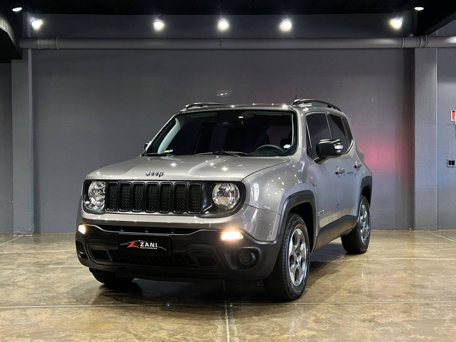 Jeep Renegade Sport 1.8 4x2 Flex 16V Aut. na cor Cinza em Cascavel / PR - 875790