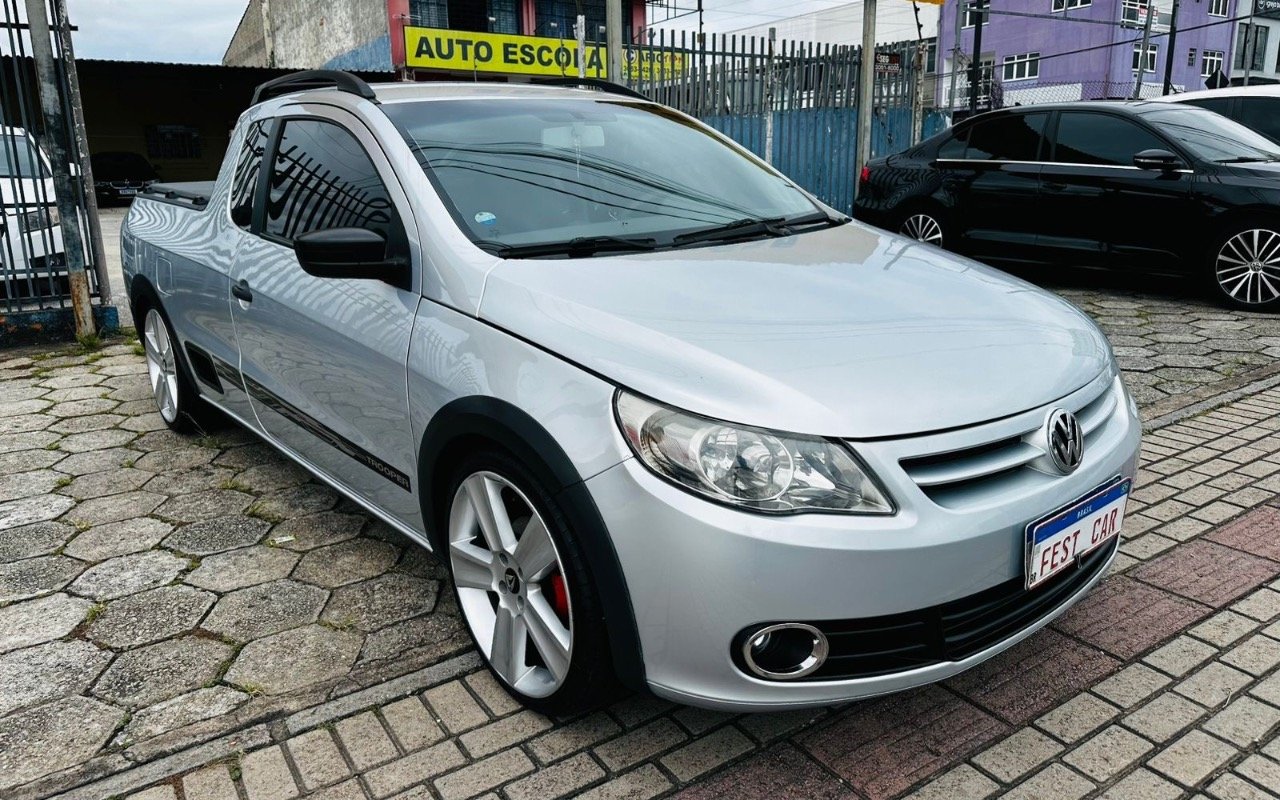 Volkswagen Saveiro TROOPER 1.6 Mi Total Flex 8V na cor Prata em Pinhais / PR - 876831
