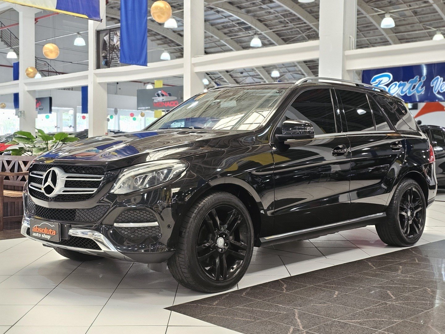 Mercedes-Benz GLE-350 Sport 4MATIC 3.0 V6 4x4 Diesel na cor Preto em Curitiba / PR - 877278