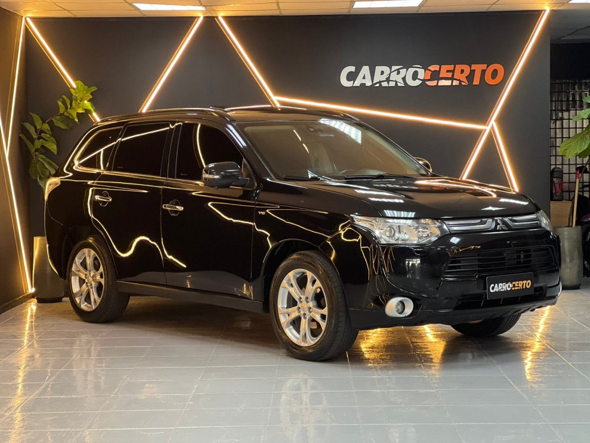 Mitsubishi OUTLANDER 3.0/ GT 3.0 V6 Aut. na cor Preto no Novo Hamburgo / RS - 877320