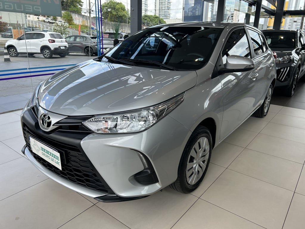 Toyota Yaris XL Plus Con. 1.5 Flex 16V 5p Aut. na cor Cinza em Curitiba / PR - 877549