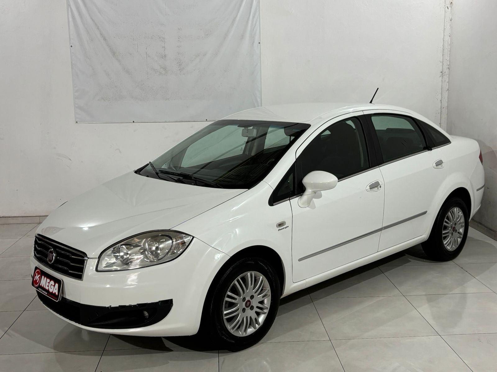 Fiat Linea ESSENCE Dualogic 1.8 Flex 16V 4p na cor Branco em Guaramirim / SC - 877723