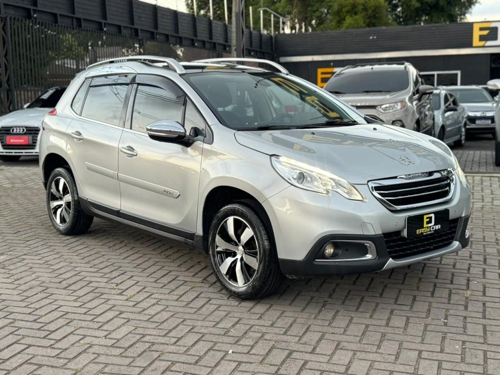 Peugeot 2008 Griffe 1.6 Flex 16V 5p Mec. na cor Prata em Curitiba / PR - 878016