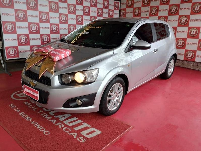 Chevrolet Sonic HB LTZ 1.6 16V FlexPower 5p Aut. na cor Prata no Alvorada / RS - 878036