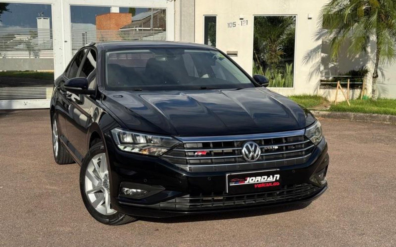 Volkswagen Jetta Comfort. 250 TSI 1.4 Flex 16v Aut. na cor Preto em Curitiba / PR - 878371
