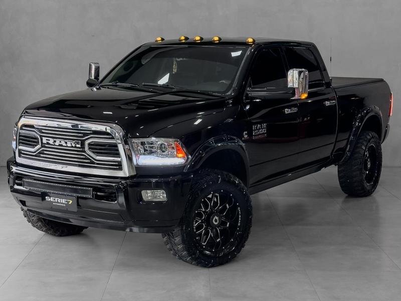 imagem de LARAMIE 6.7 TDI CD 4x4 Diesel