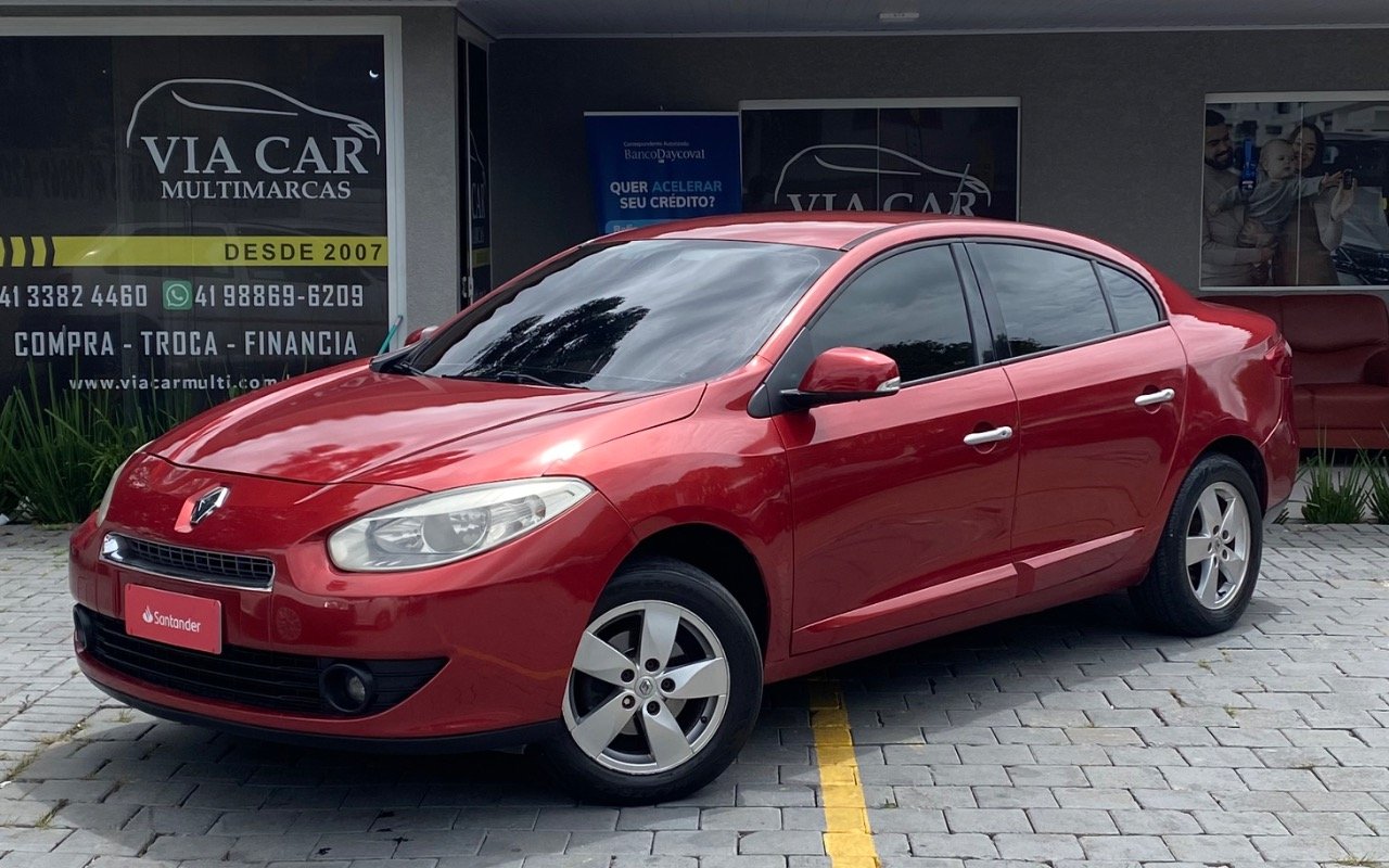 Renault Fluence Sed. Dynamique 2.0 16V FLEX Aut. na cor Vermelho em São José dos Pinhais / PR - 879345
