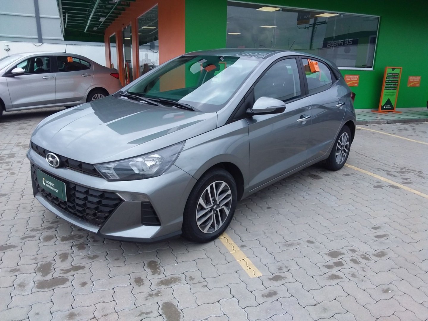 Hyundai HB20 Limited 1.0 Flex 12V Mec. na cor Cinza no Santa Cruz do Sul / RS - 879854