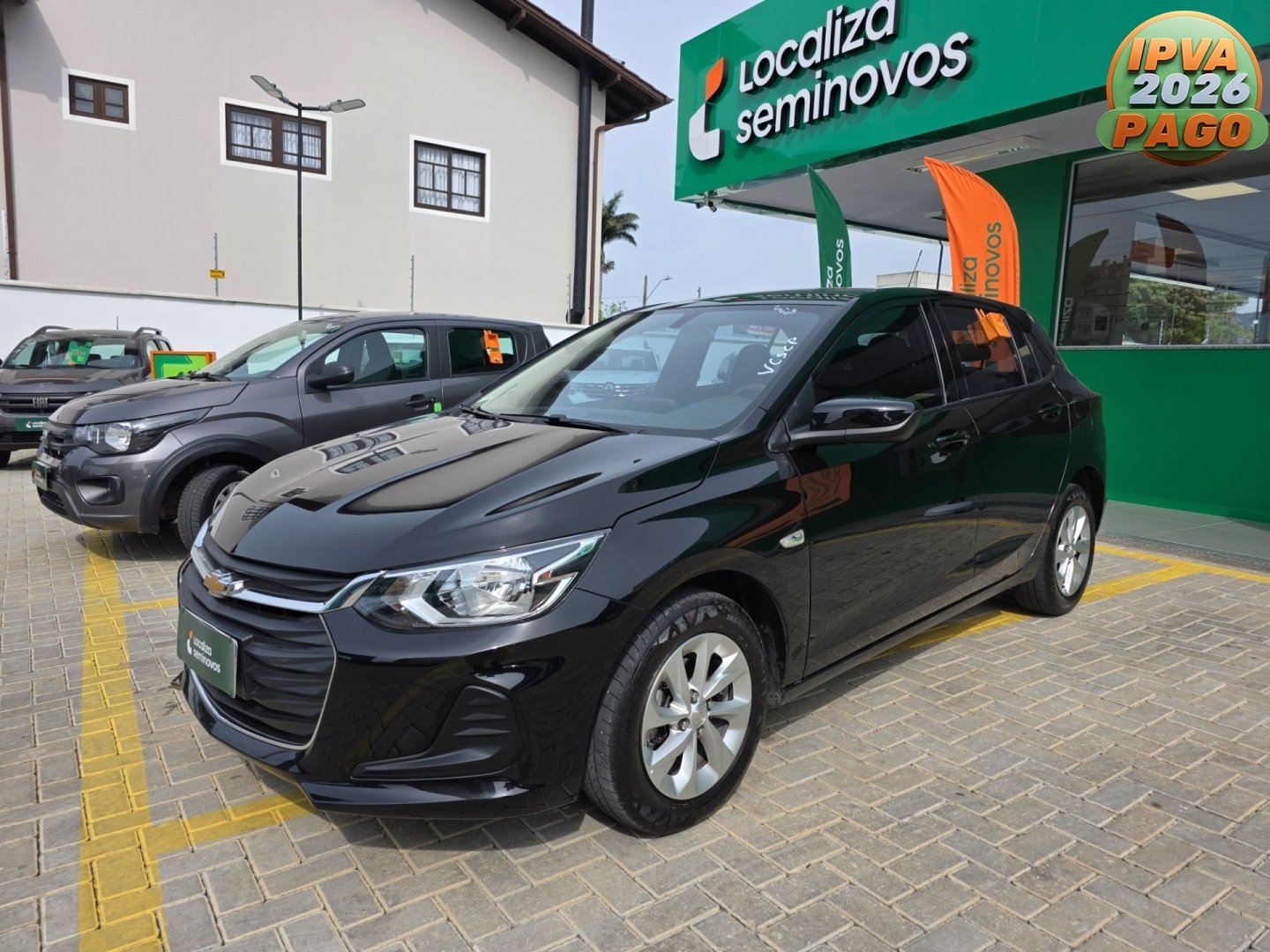 Chevrolet Onix HATCH 1.0 12V Flex 5p Mec. na cor Preto em Palhoça / SC - 879966