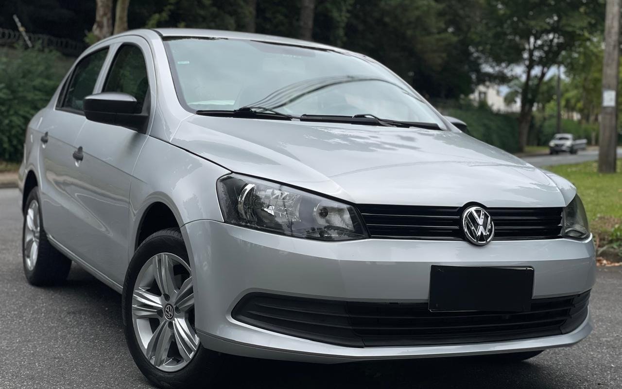 Volkswagen Voyage 1.0/1.0 City Mi Total Flex 8V 4p na cor Prata em Pinhais / PR - 880359